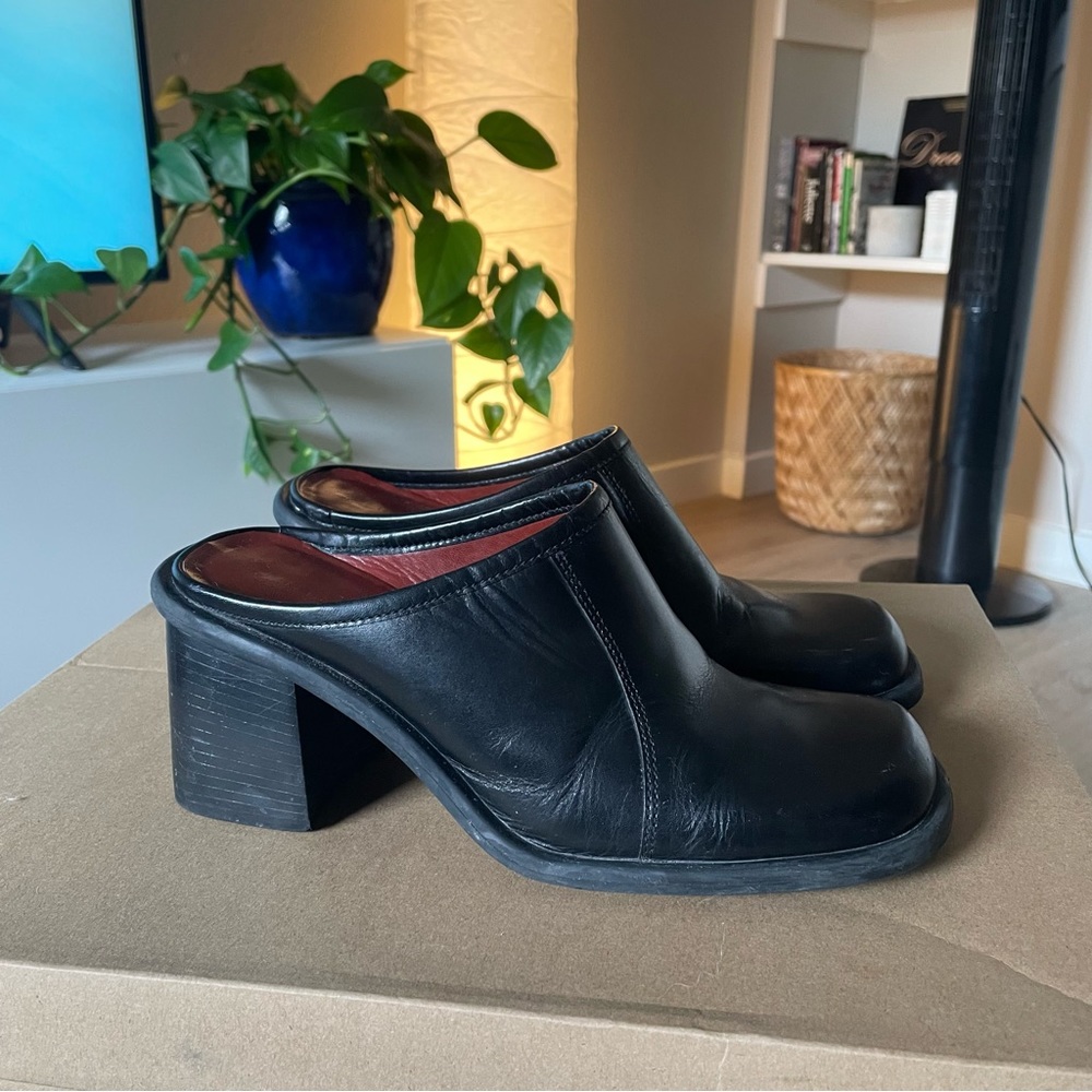 Chunky Black Leather Mule Clog